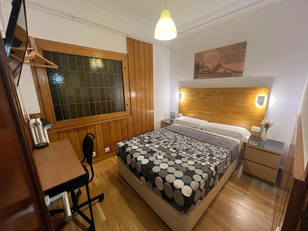 Nuevo Balmes Habitaciones Barcelona Exterior photo